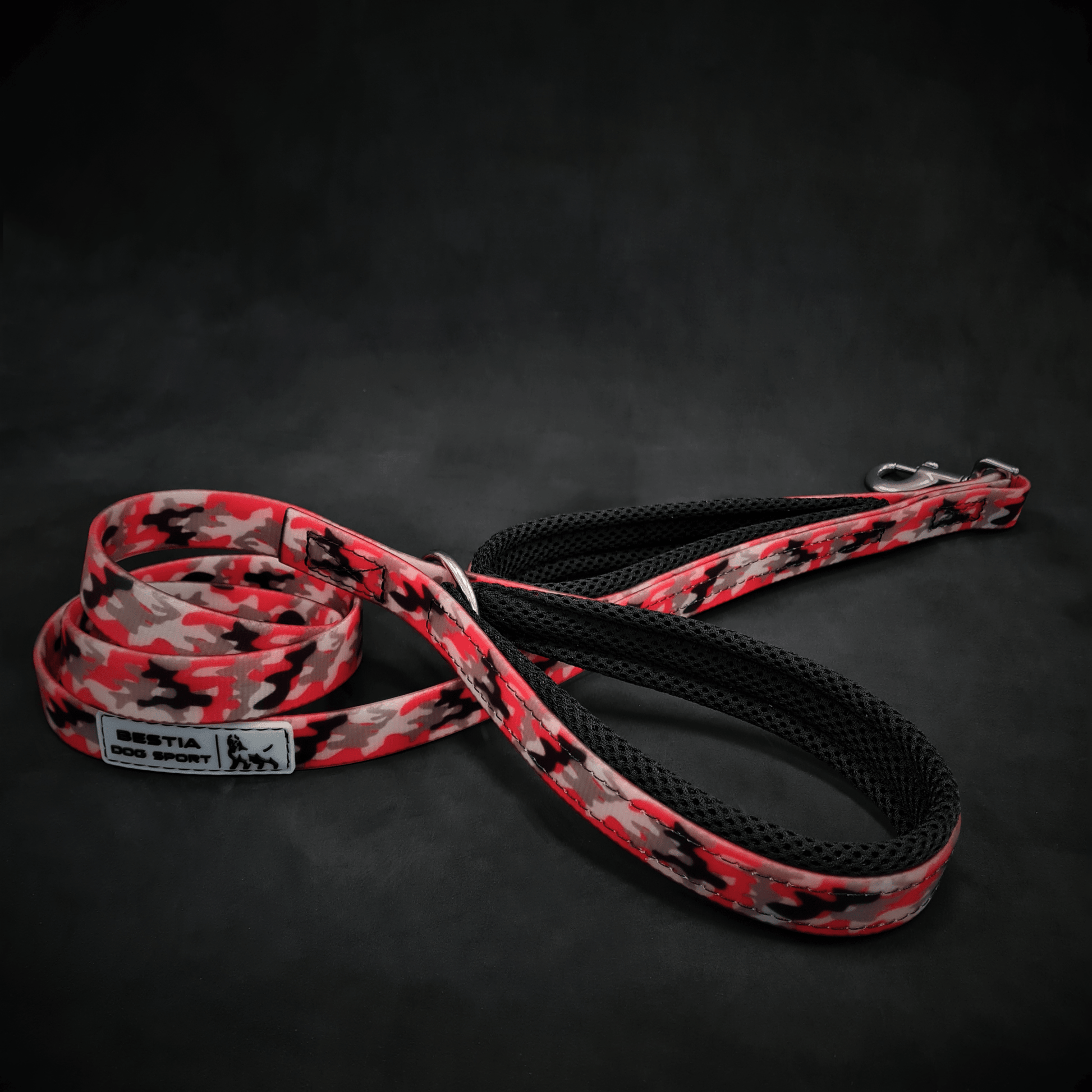 BESTIA DOG SPORT dual handle leash Red Camo - Angler's Pro Tackle & Outdoors