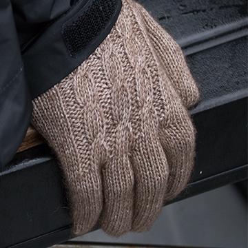 The Buffalo Wool Co. Pro Gear Cabled Ladies Gloves