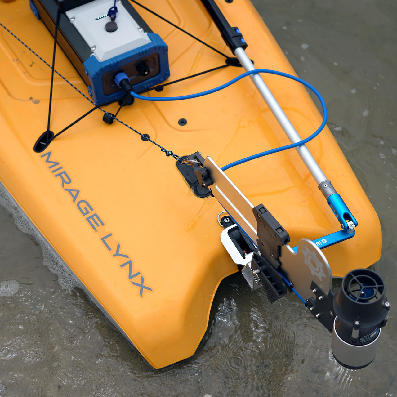 Bixpy - Hobie Lynx  Gudgeon with Universal Versa Rudder™ Adapter and Pole Steering