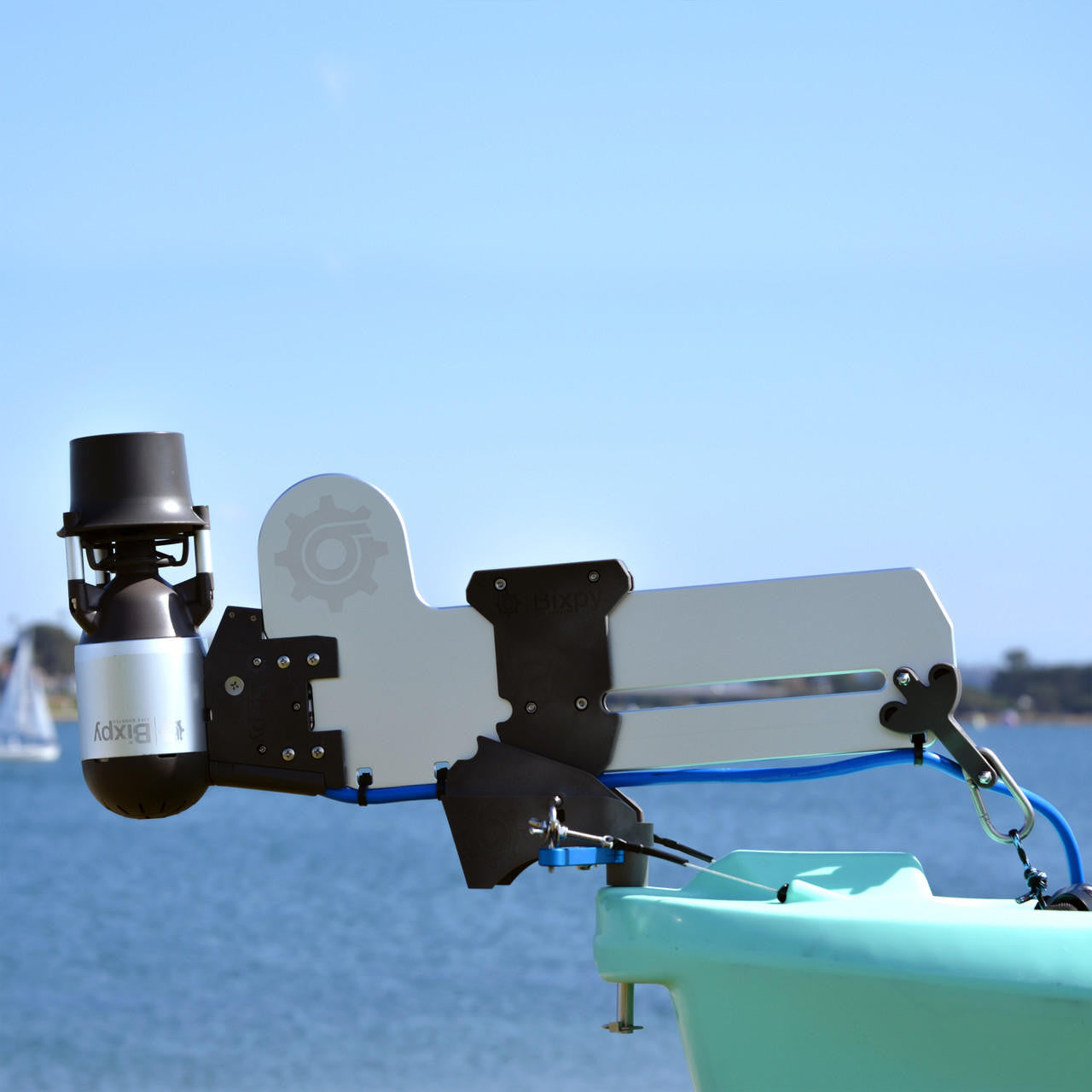 Universal Versa Rudder™ With Steering