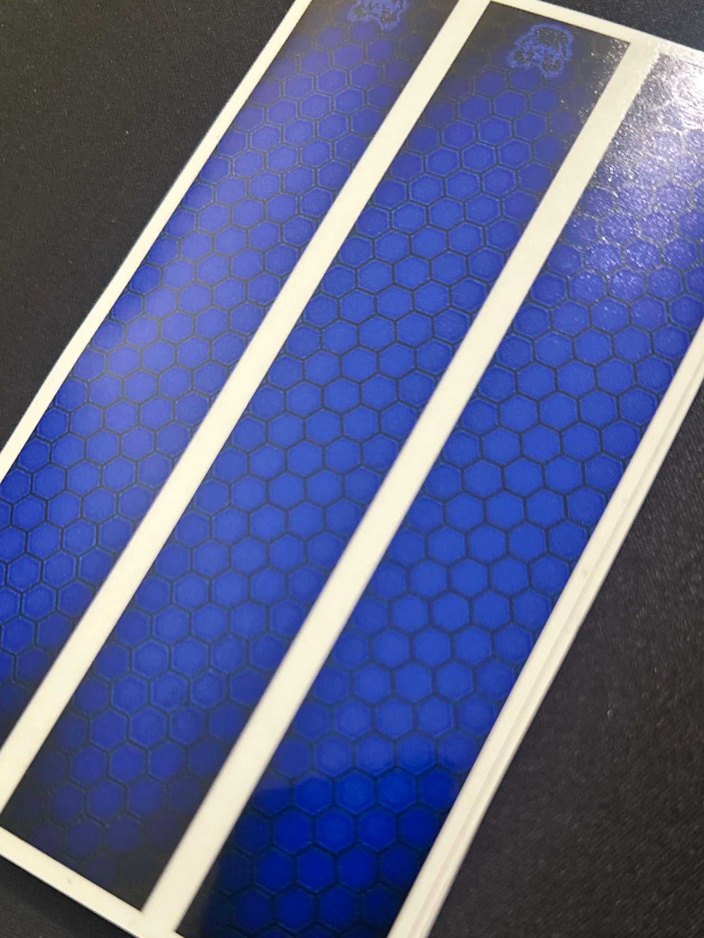 The Bowtique Black Drop Shadow Honeycomb Arrow Wraps