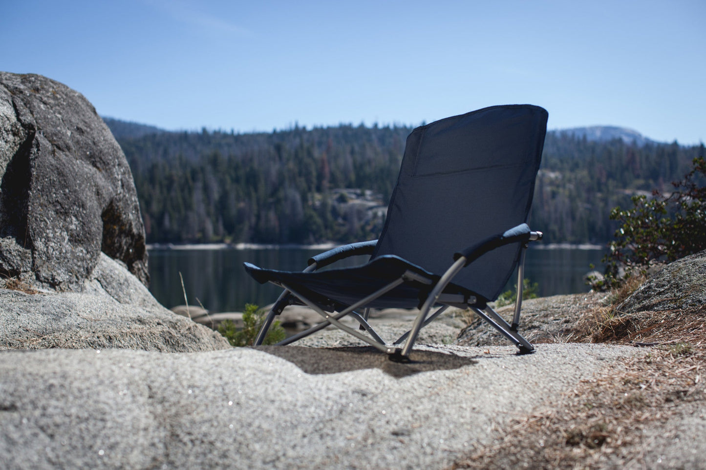 Picnic Time Tranquility Beach Chair with Carry Bag