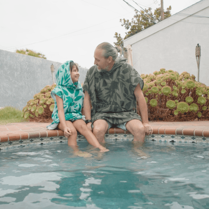 COR Surf Changing Towel Poncho (Kailua) Kids Size - Angler's Pro Tackle & Outdoors