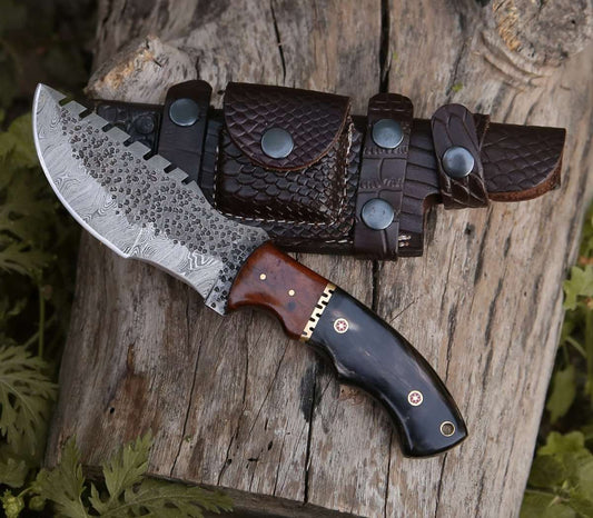 Shokunin USA Crest Damascus Tracker Knife with Exotic Rose Wood and Horn Handle