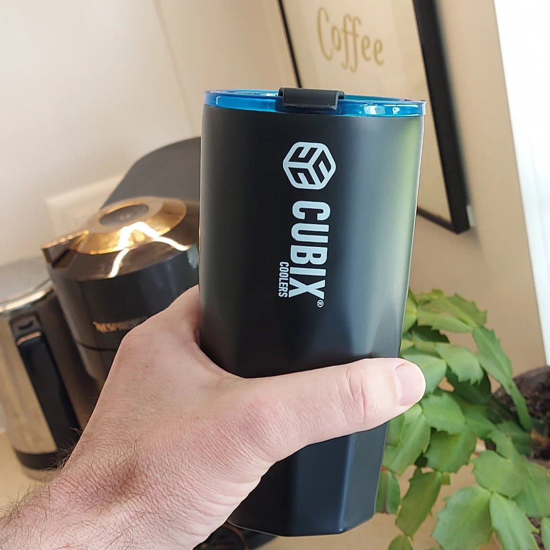 Cubix Outdoors 20oz Steel Insulated Tumbler with Dual - Function Lid - Black w/ Blue Lid - Angler's Pro Tackle & Outdoors