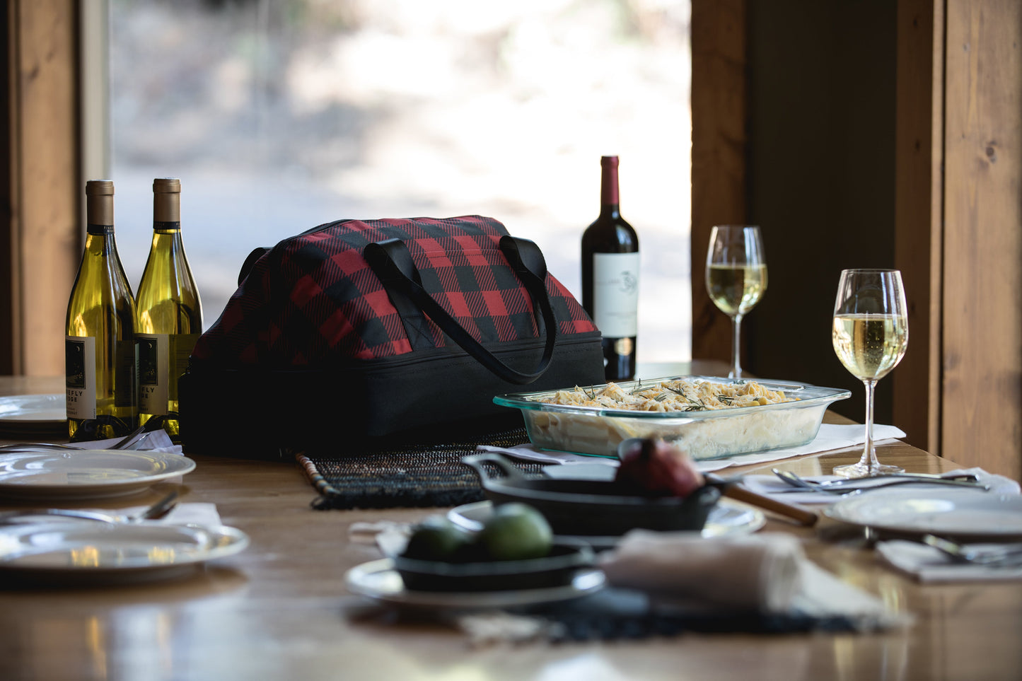 Picnic Time Potluck Casserole Tote
