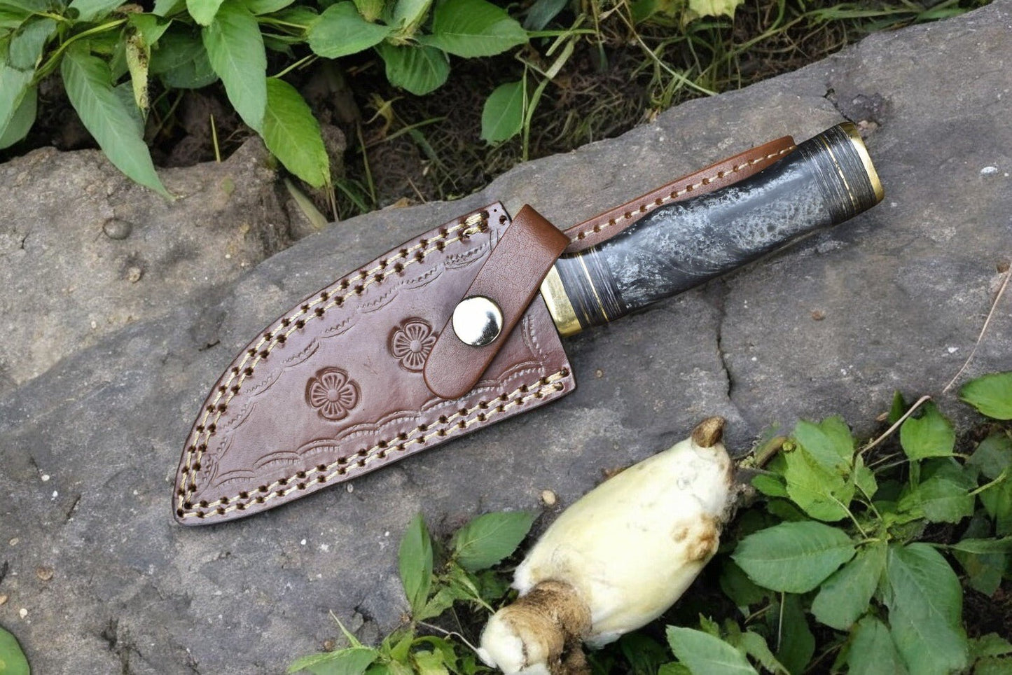 Damascus Knife Store Custom Handmade Damascus Hunting Knife – 8" with Sheath - Angler's Pro Tackle & Outdoors