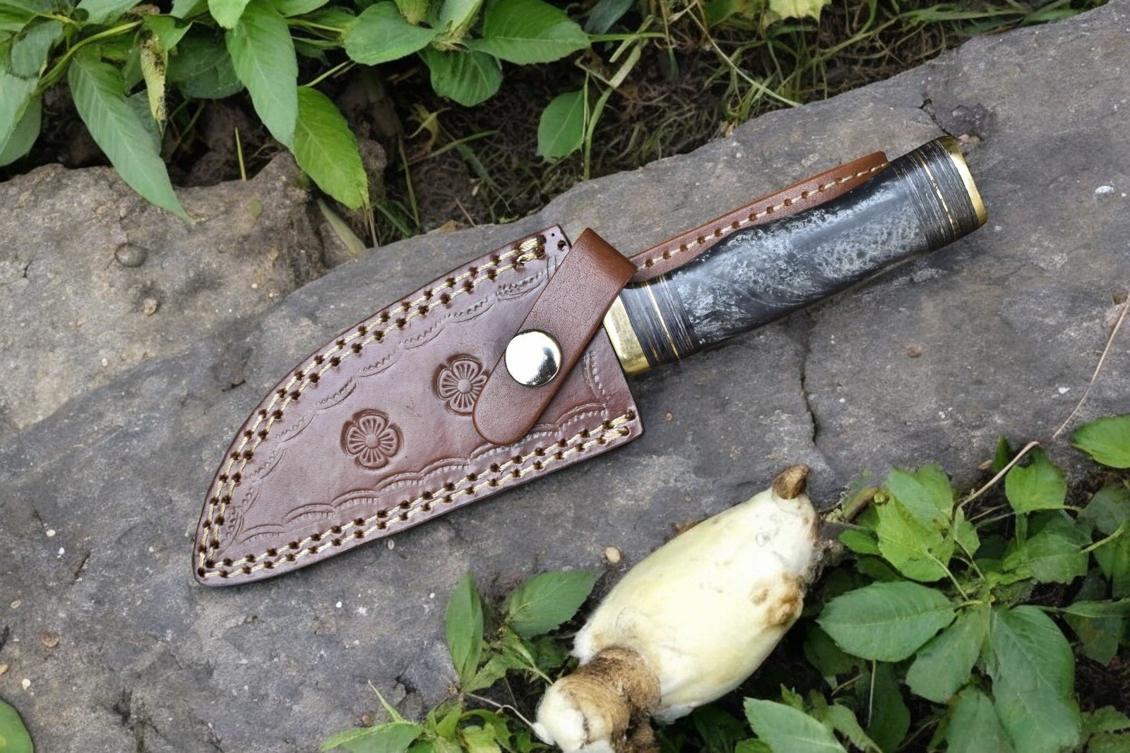 Damascus Knife Store Custom Handmade Damascus Hunting Knife – 8" with Sheath - Angler's Pro Tackle & Outdoors