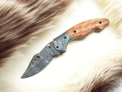 Damascus Knife Store Folding Knife | Olivewood Handle - Angler's Pro Tackle & Outdoors