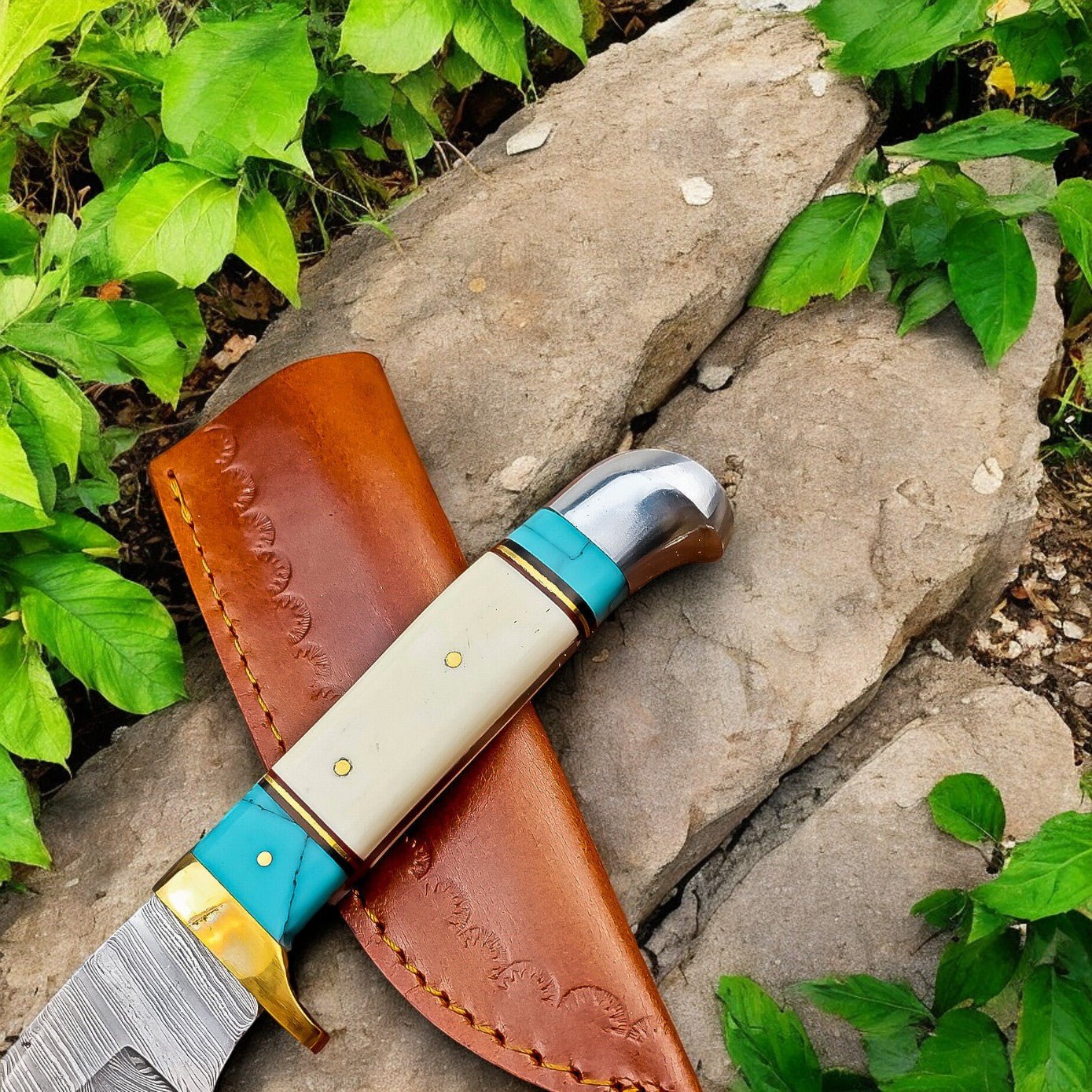 Damascus Knife Store Handmade Damascus Hunting Knife – Turquoise & Bone Handle - Angler's Pro Tackle & Outdoors