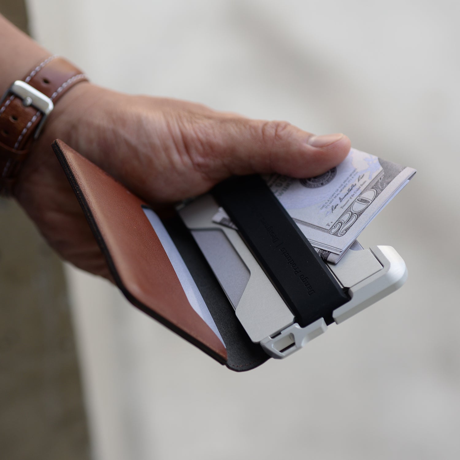 DANGO 3 POCKET BIFOLD LEATHER - Angler's Pro Tackle & Outdoors