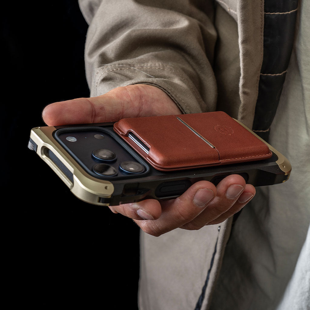 DANGO DANGO ADAPT CASE - IPHONE 17 PRO