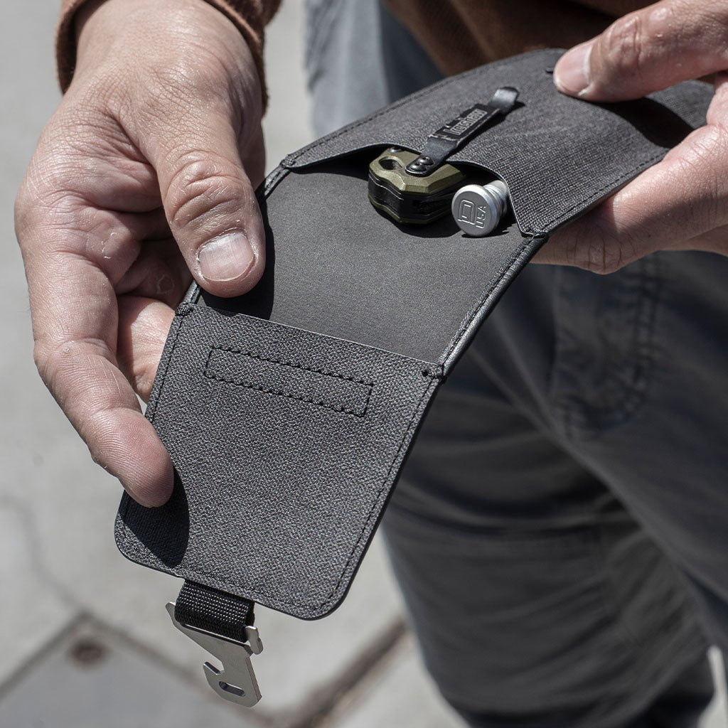 DANGO CA02 CARRY ALL LITE - Angler's Pro Tackle & Outdoors