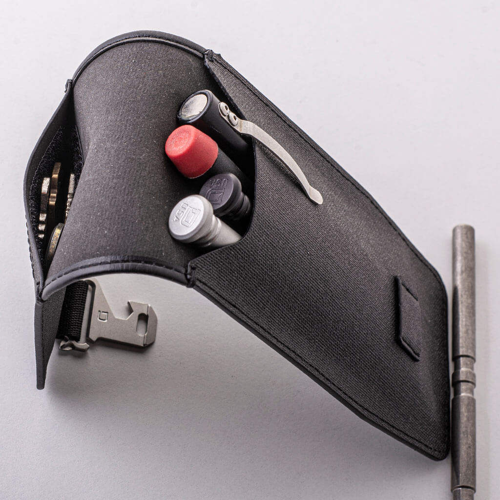 DANGO CA02 CARRY ALL LITE - Angler's Pro Tackle & Outdoors