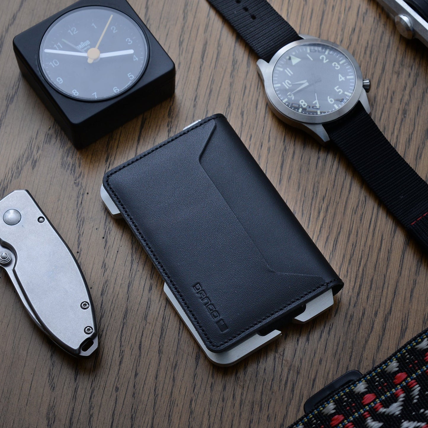 DANGO D01 DAPPER™ BIFOLD WALLET - Angler's Pro Tackle & Outdoors