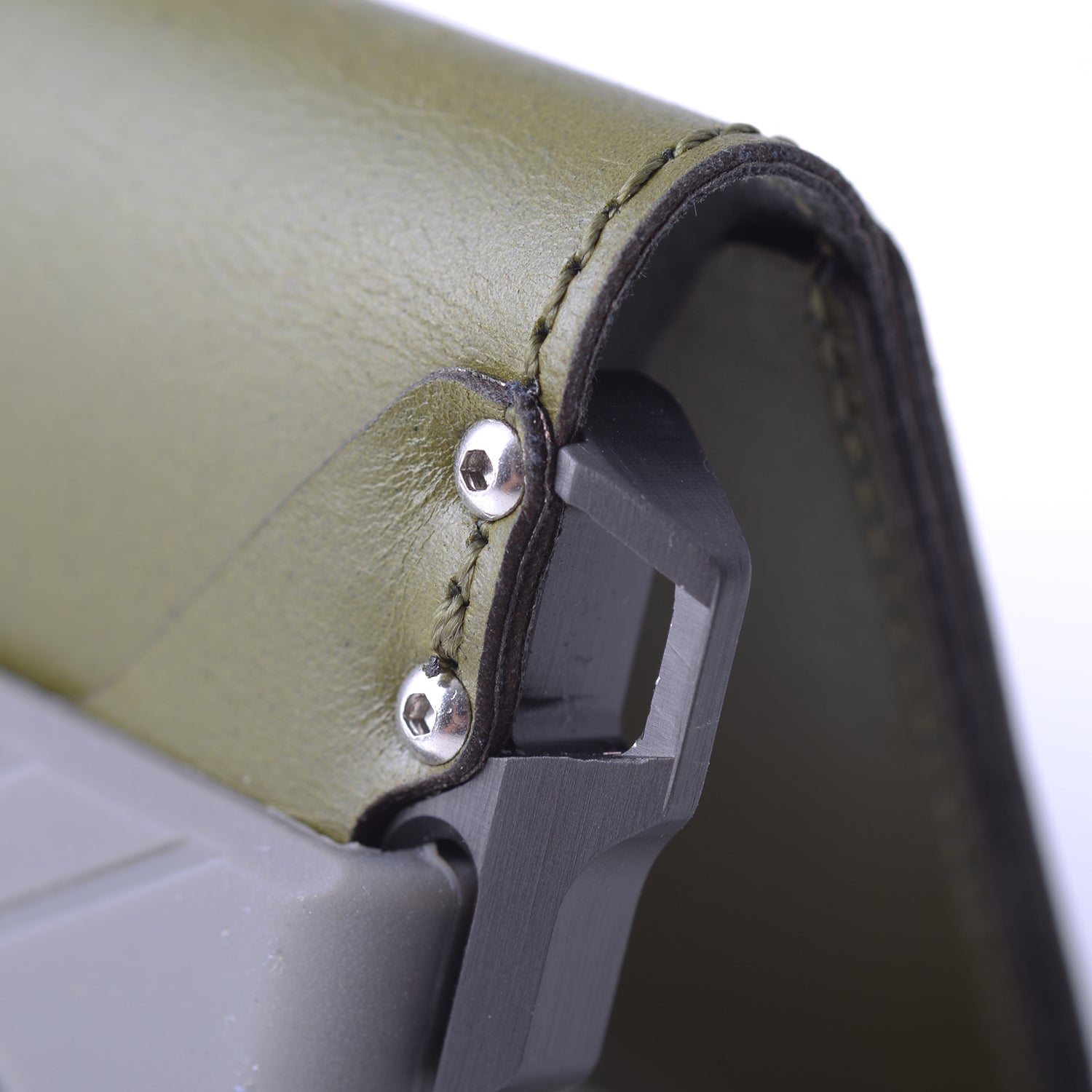 DANGO D01 DAPPER™ BIFOLD WALLET - Angler's Pro Tackle & Outdoors