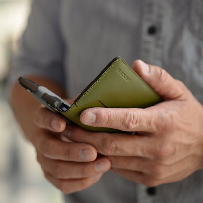 DANGO D01 DAPPER™ BIFOLD WALLET - Angler's Pro Tackle & Outdoors