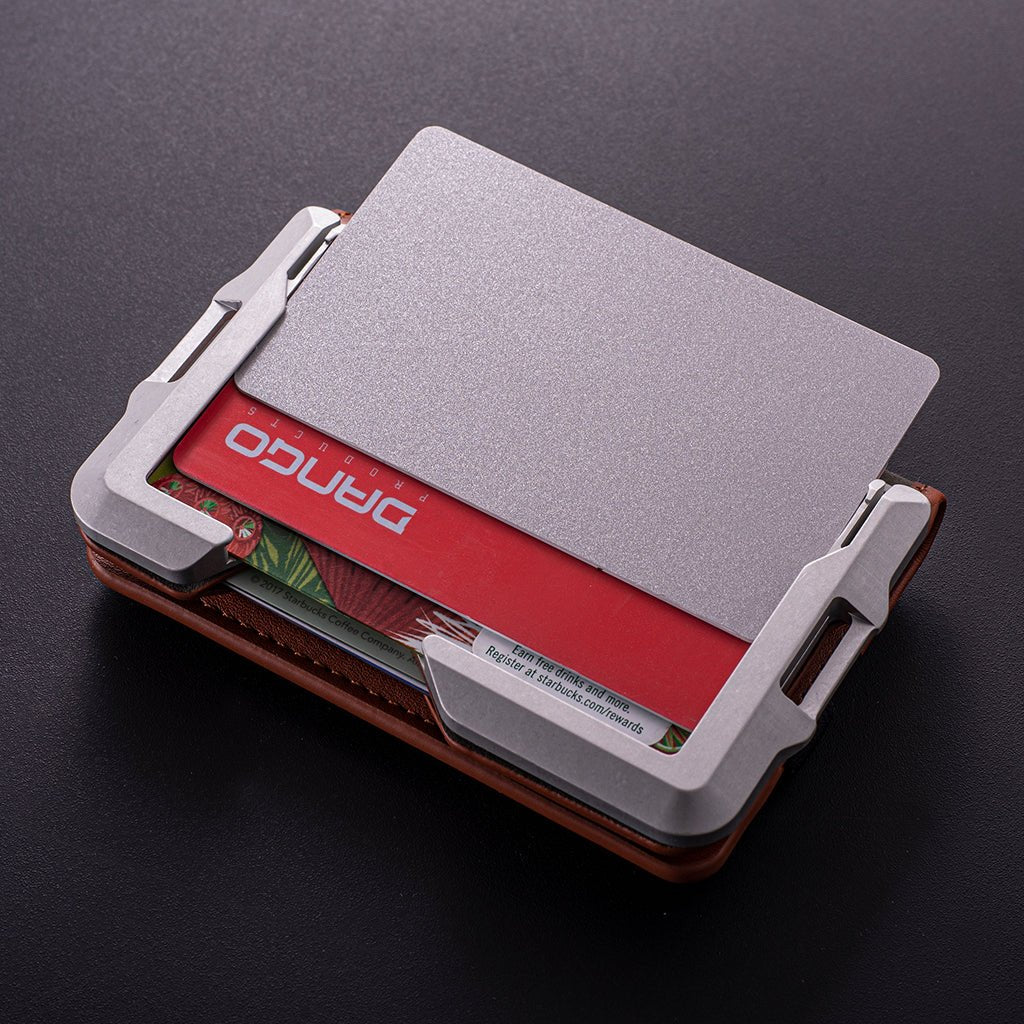 DANGO D03 DAPPER™ BIFOLD WALLET - Angler's Pro Tackle & Outdoors