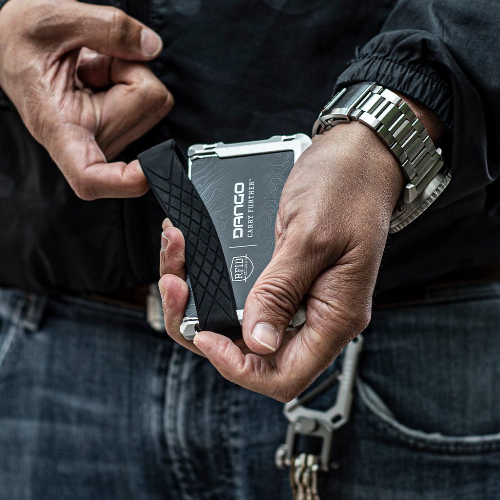 DANGO D03 LITE DAPPER RAIL WALLET - Angler's Pro Tackle & Outdoors