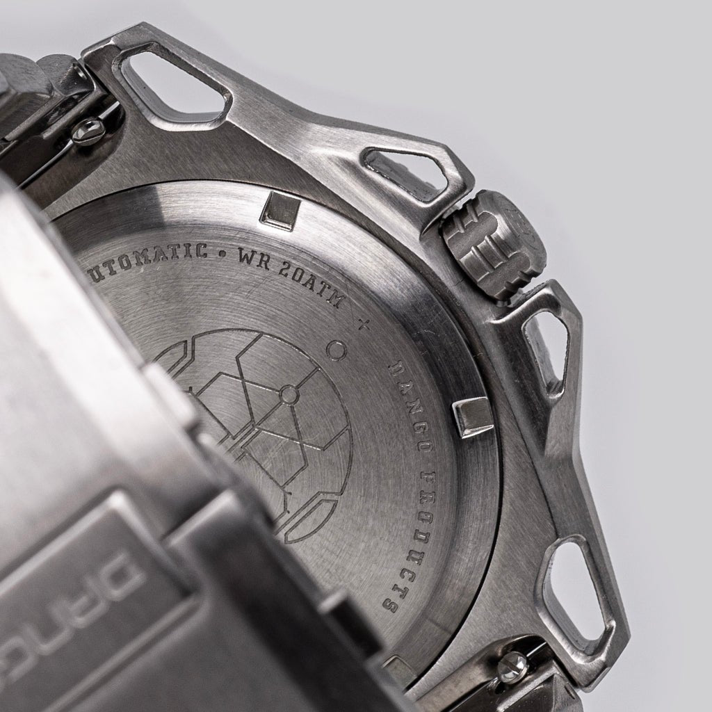 DANGO GMT - 01 - AUTOMATIC GMT WATCH WITH METAL BRACELET - Angler's Pro Tackle & Outdoors