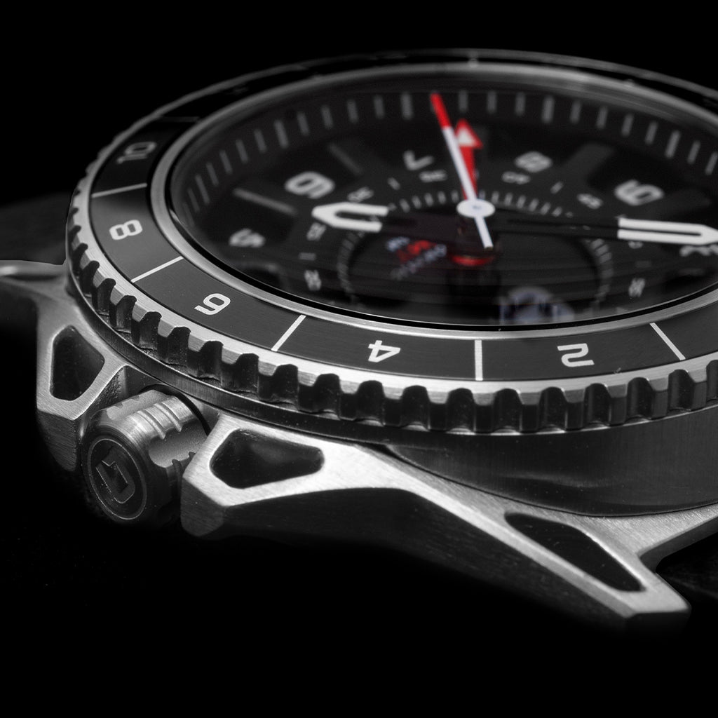 DANGO GMT - 01 - AUTOMATIC GMT WATCH WITH METAL BRACELET - Angler's Pro Tackle & Outdoors