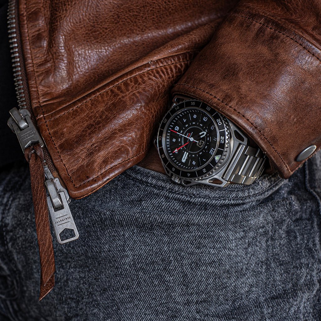 DANGO GMT - 01 - AUTOMATIC GMT WATCH WITH METAL BRACELET - Angler's Pro Tackle & Outdoors