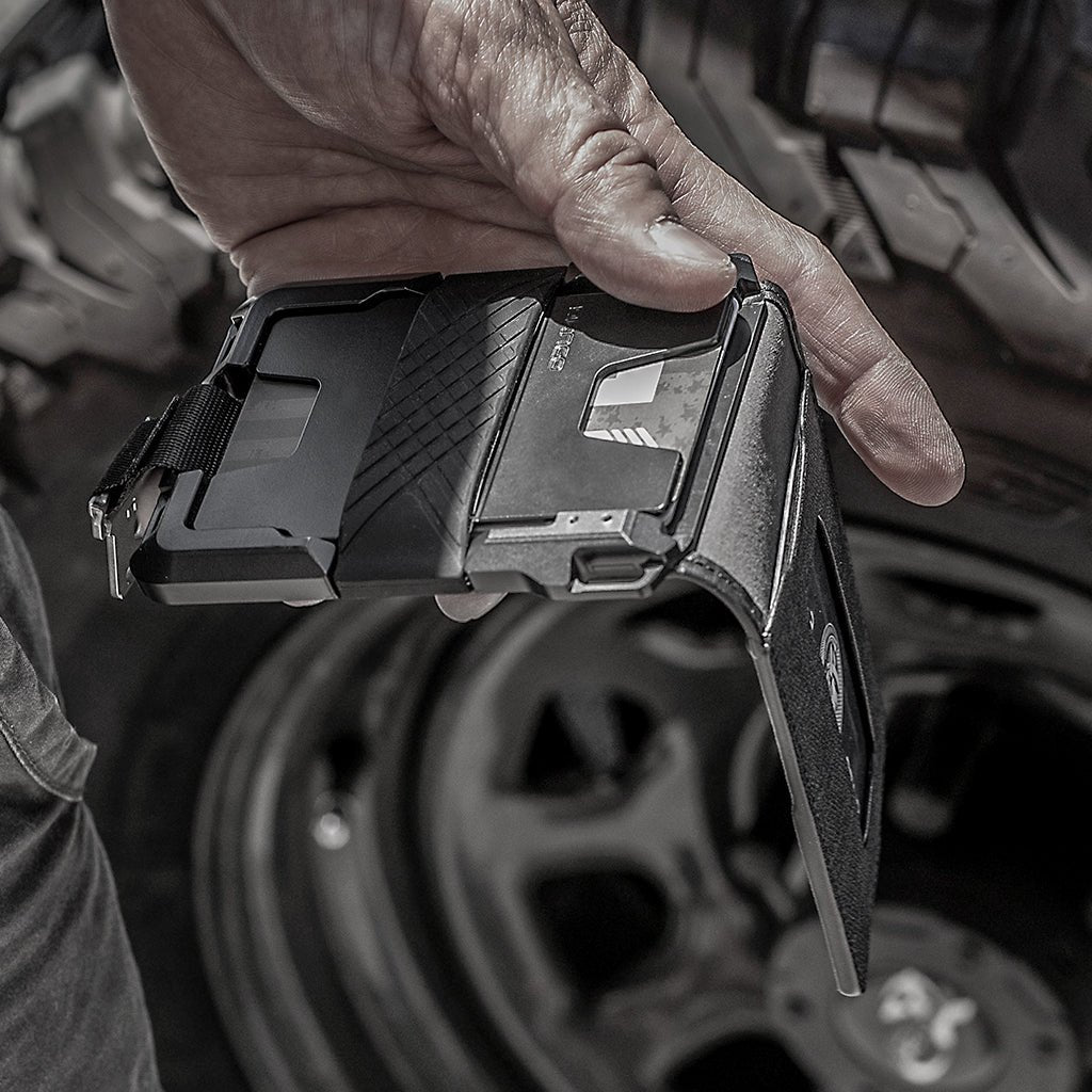 DANGO M1 MAVERICK™ BIFOLD WALLET - SPEC - OPS - 4 POCKET DTEX - Angler's Pro Tackle & Outdoors
