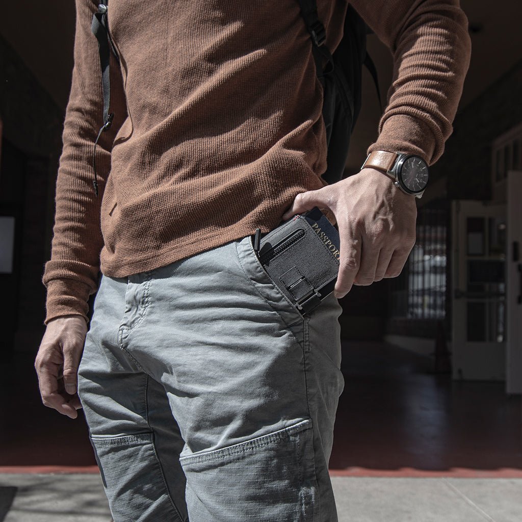 DANGO P01 PIONEER™ TRAVEL WALLET - Angler's Pro Tackle & Outdoors