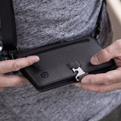 DANGO P02 PIONEER™ TRAVEL WALLET - Angler's Pro Tackle & Outdoors