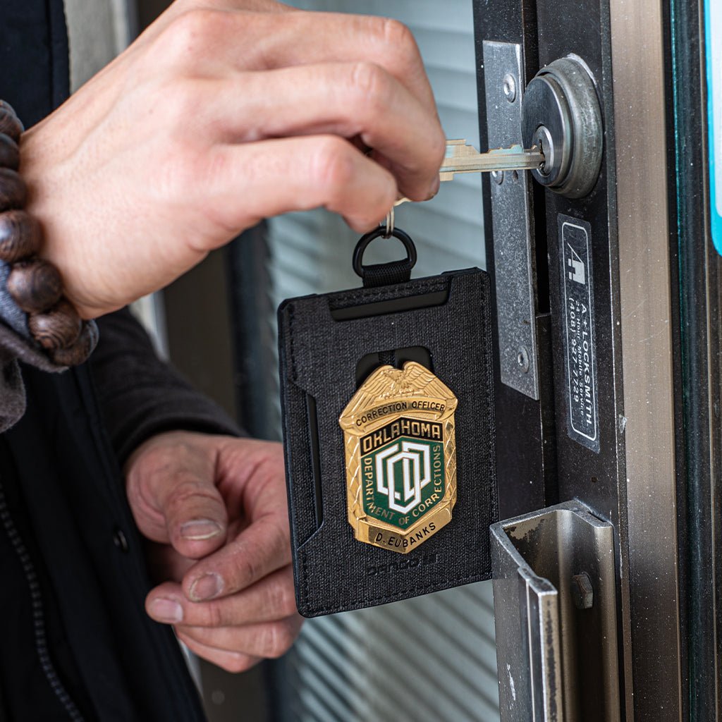 DANGO S1 STEALTH™ WALLET - Angler's Pro Tackle & Outdoors