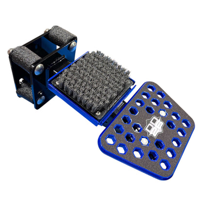 DD26 Fishing Access STEPXL with Mean Clean Kick Brush - Angler's Pro Tackle & Outdoors