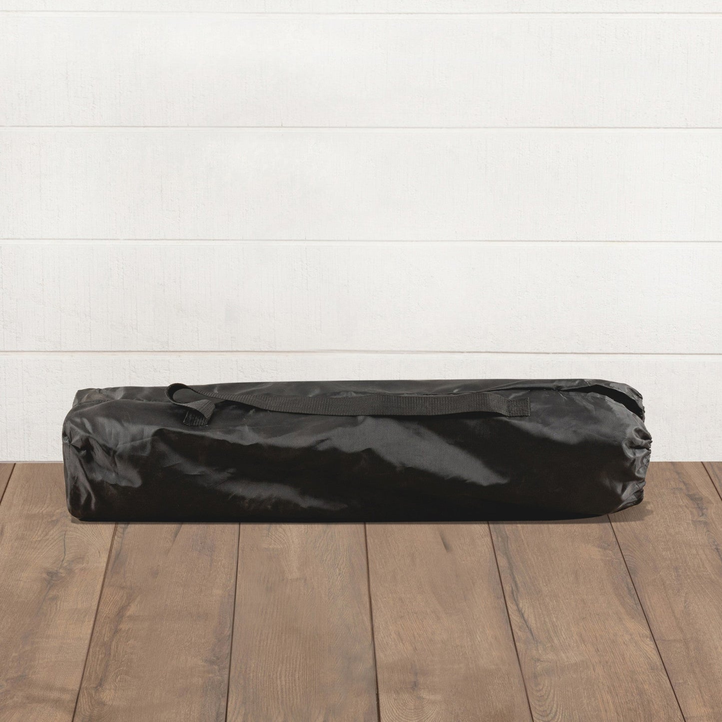 Picnic Time  Outlander XL Camping Chair with Cooler