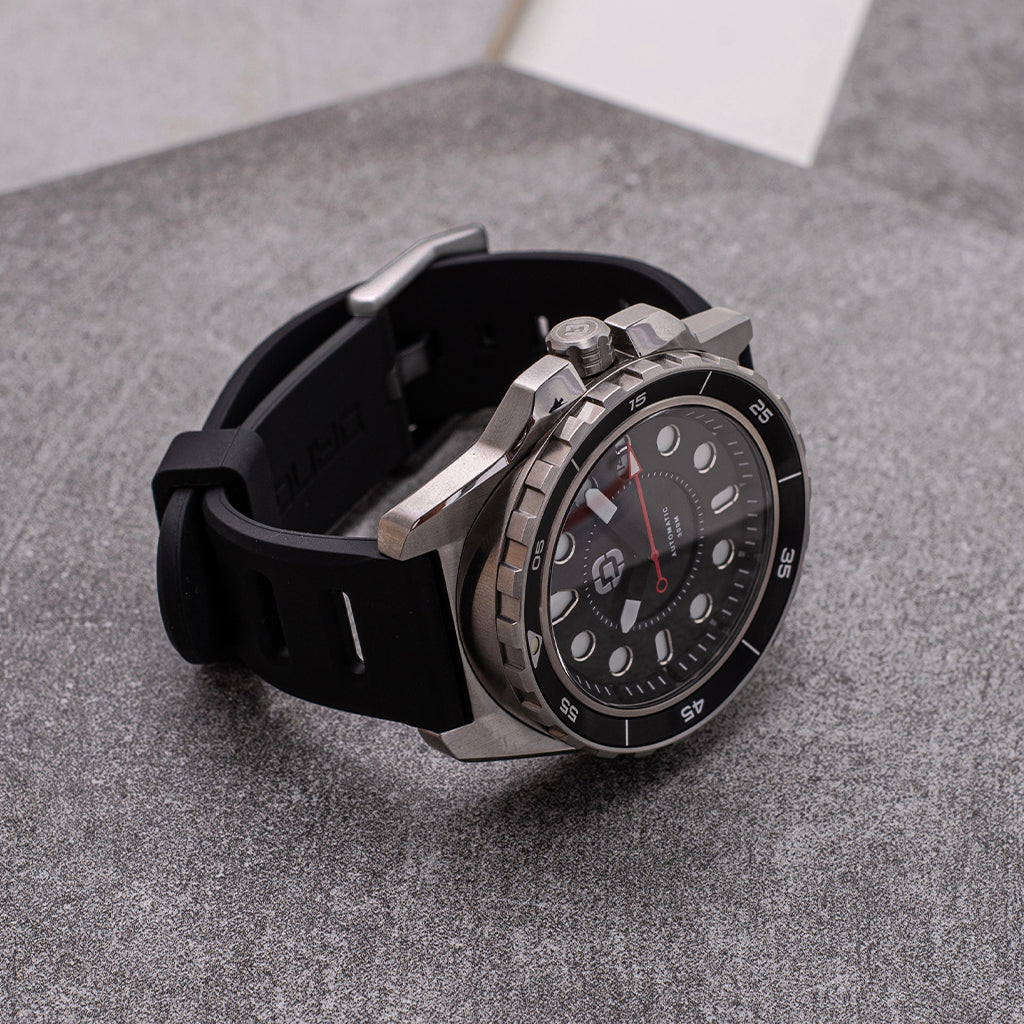 DANGO DV-02 - AUTOMATIC DIVE WATCH WITH SILICONE SPORT STRAP