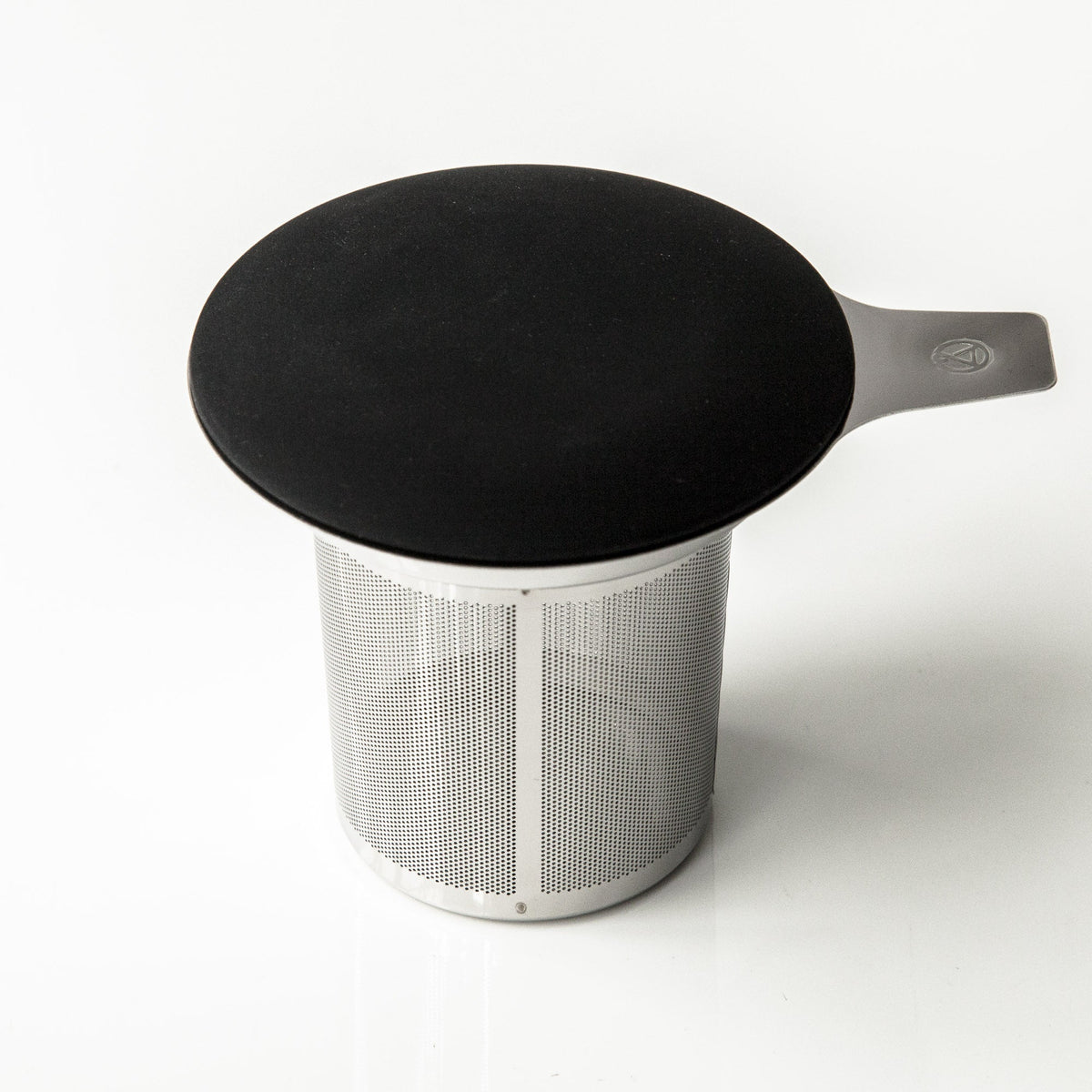 August Uncommon Tea One Cup Infuser - Ditch the tea ball, this infuser is a game changer.