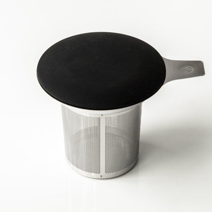 August Uncommon Tea One Cup Infuser - Ditch the tea ball, this infuser is a game changer.