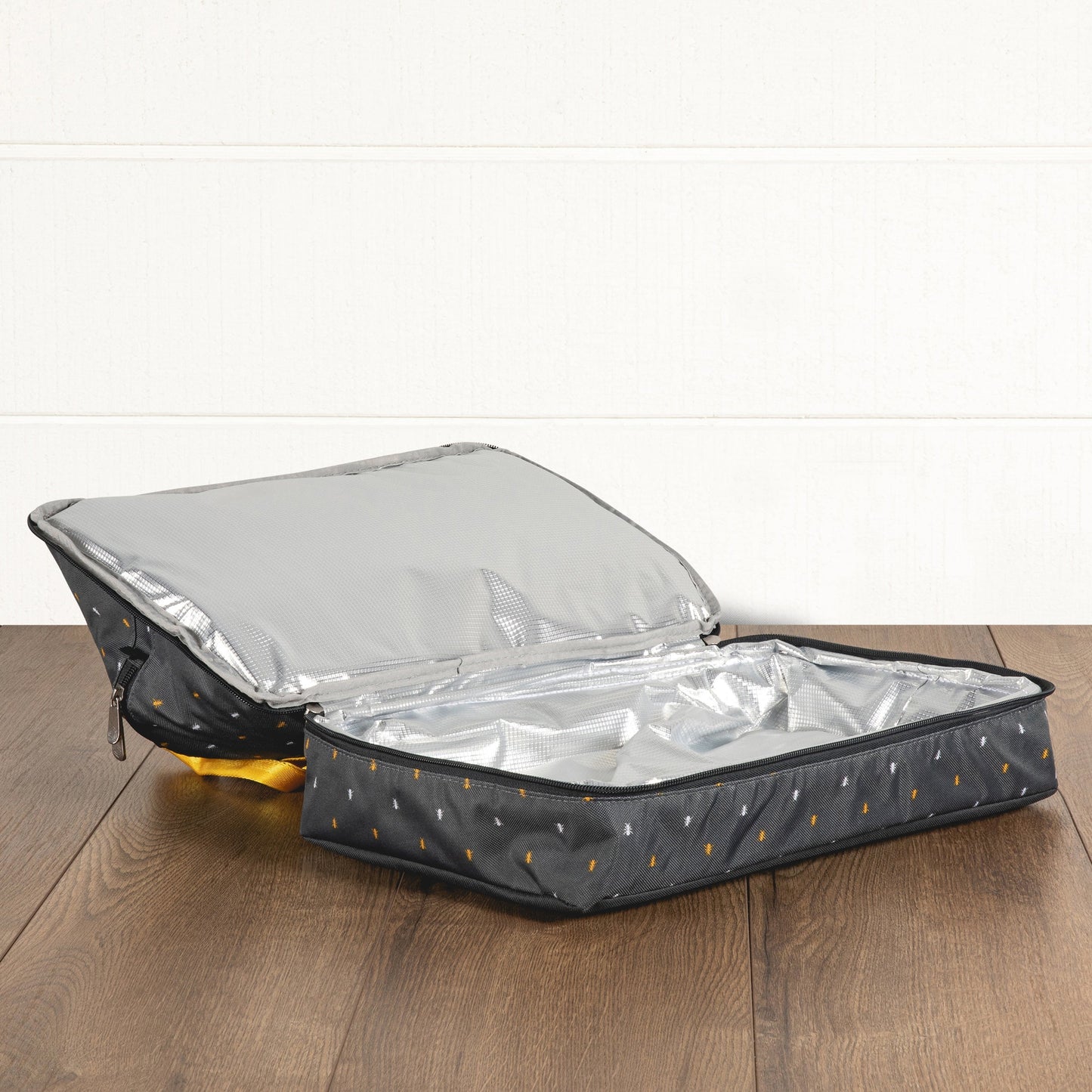 Picnic Time Potluck Casserole Tote