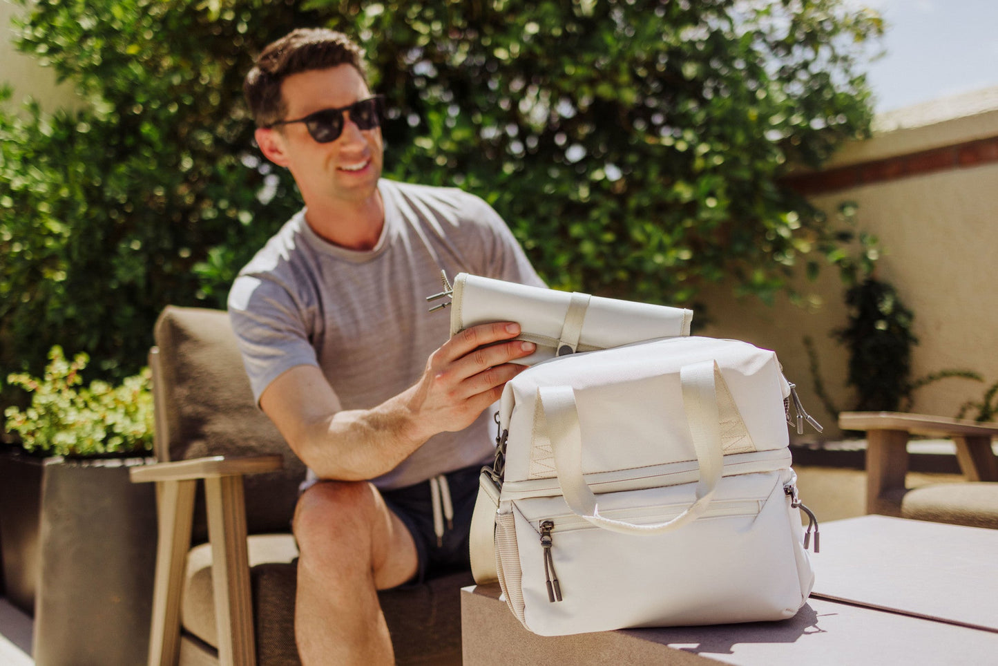 Picnic Time Tarana Recycled Lunch Bag Cooler with Utensils