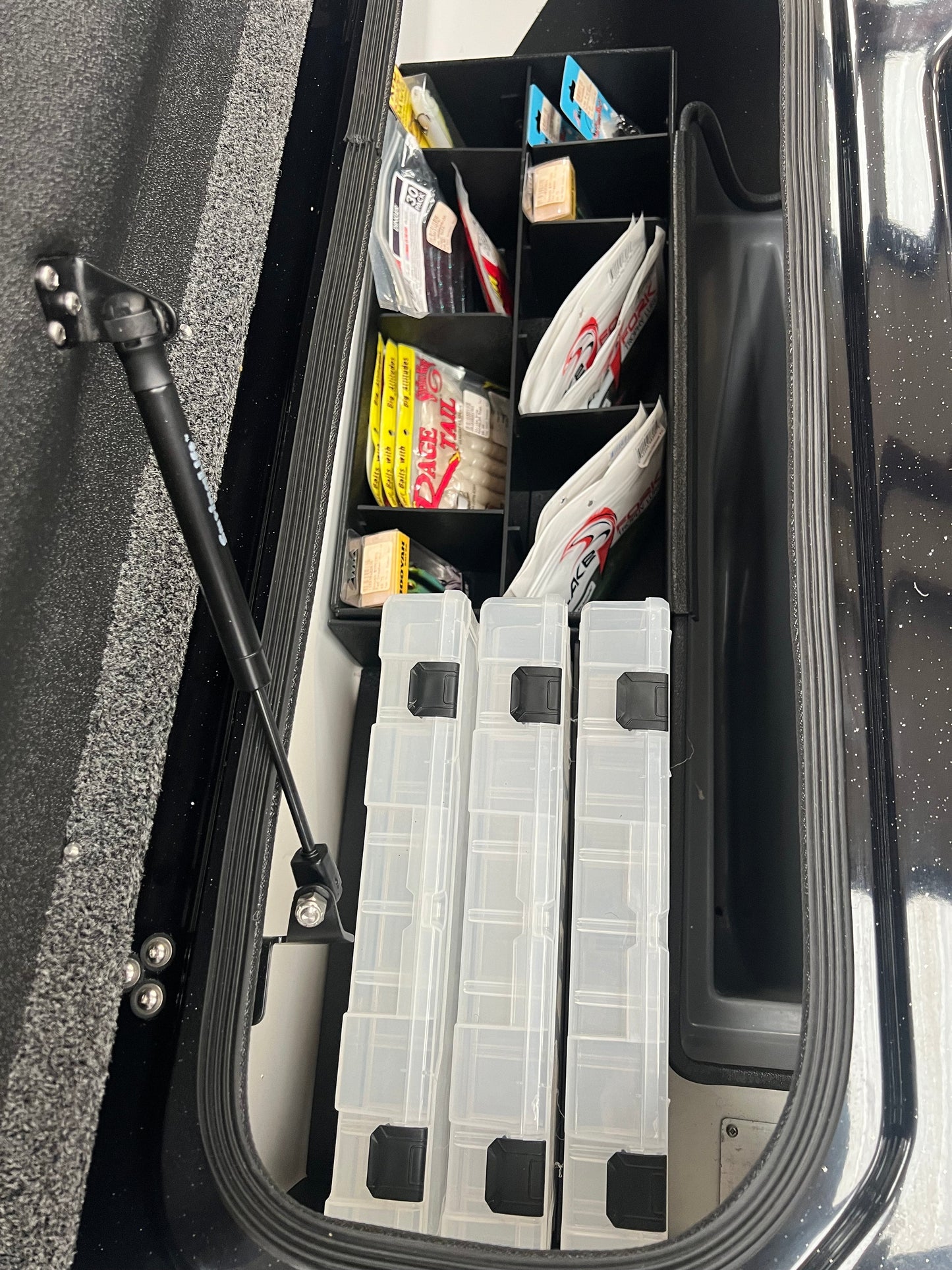 AMPD Marine NPDBC0021 2026 BASS CAT EYRA FRONT CENTER TACKLE MANAGEMENT SYSTEM