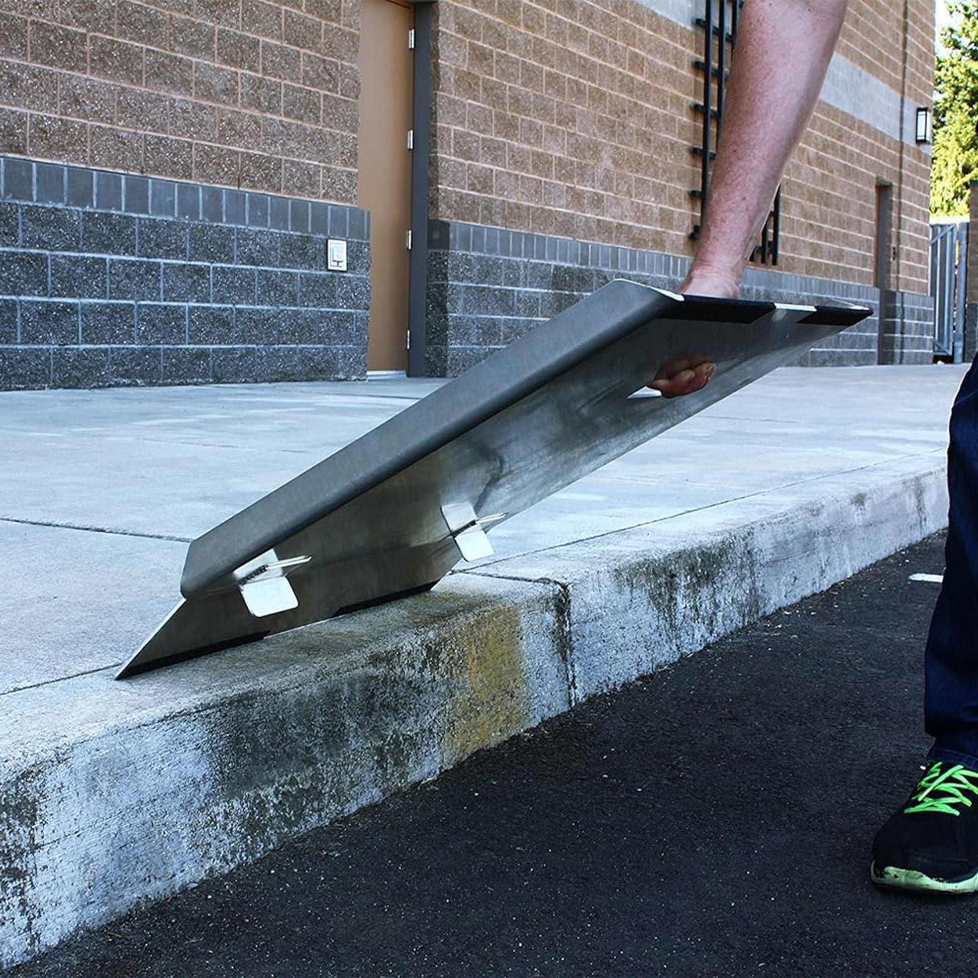 EZ - ACCESS Traverse Curb Plate for Moving Cargo, Service Carts, and Wheelchairs - Angler's Pro Tackle & Outdoors