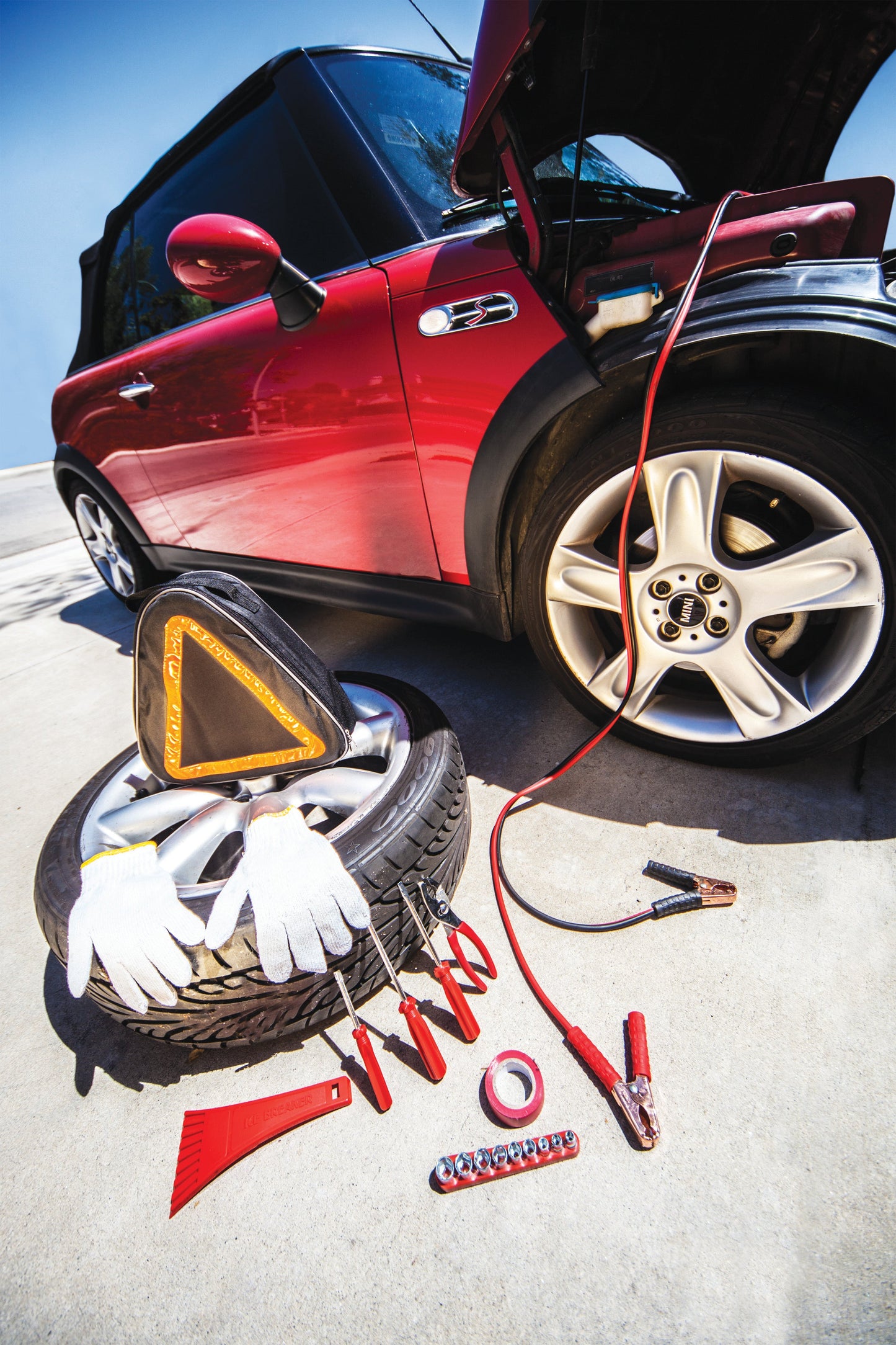 Picnic Time Roadside Emergency Car Kit