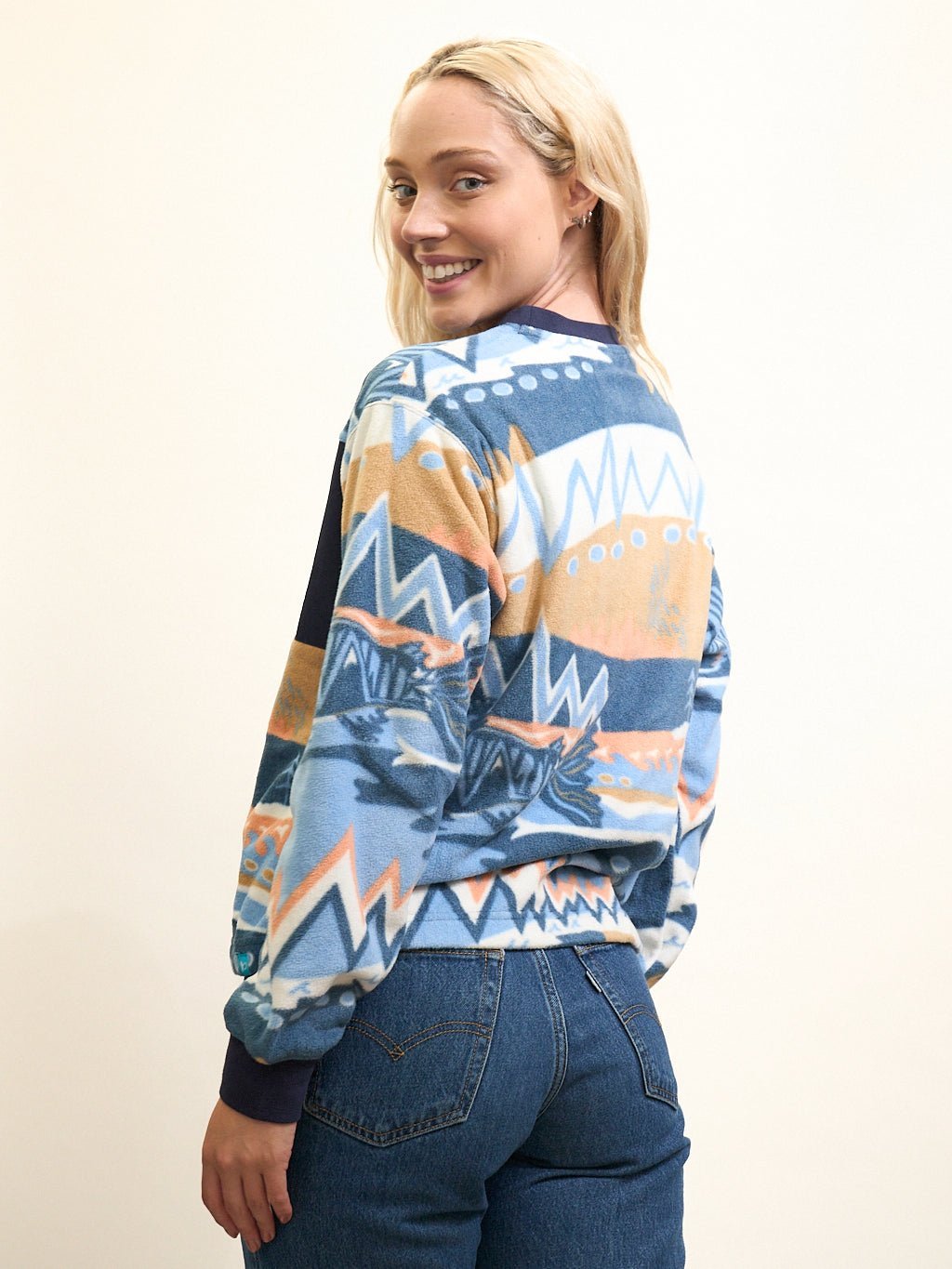 FisheWear Chummy Fleece Crew Neck - Angler's Pro Tackle & Outdoors