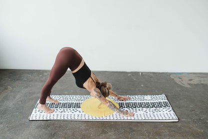 Yune Yoga Towel Jagger