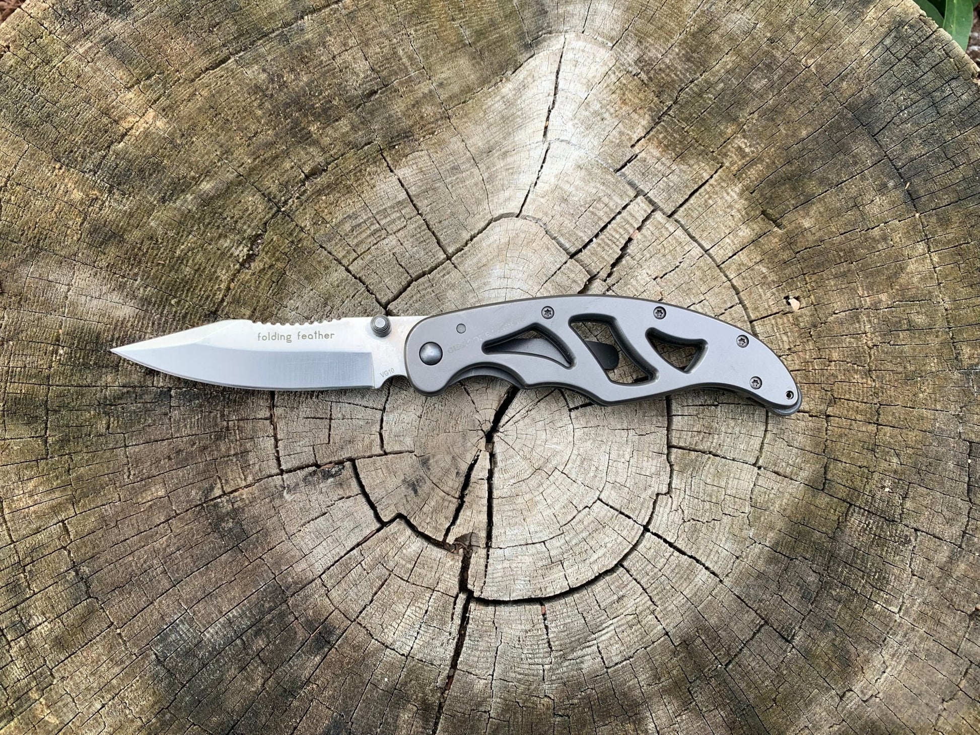 Folding Feather EDC Pocketknife - Angler's Pro Tackle & Outdoors