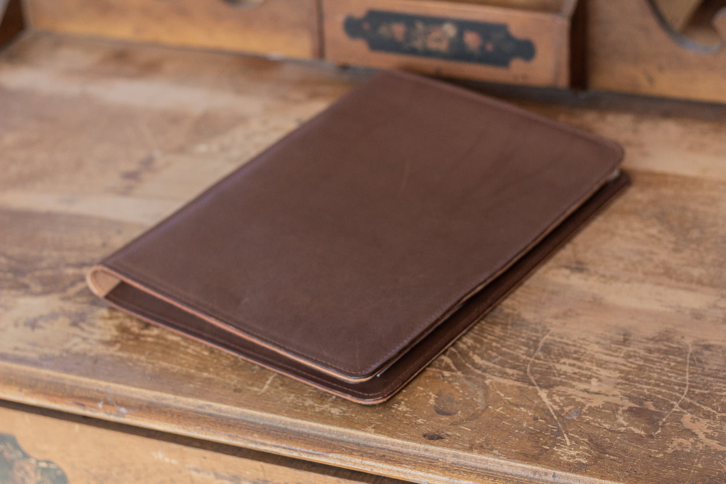 Twisted Arrow Goods Sylvester Padfolio