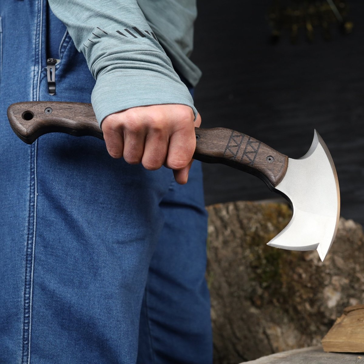AncientSmithy Handcrafted tomahawk "Takoda" with tribal engraving