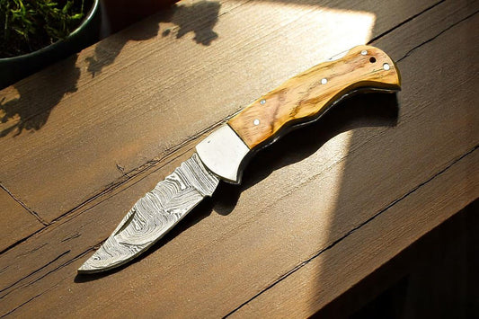 Handmade Damascus Pocket Knife with Walnut Wood Handle - Angler's Pro Tackle & Outdoors