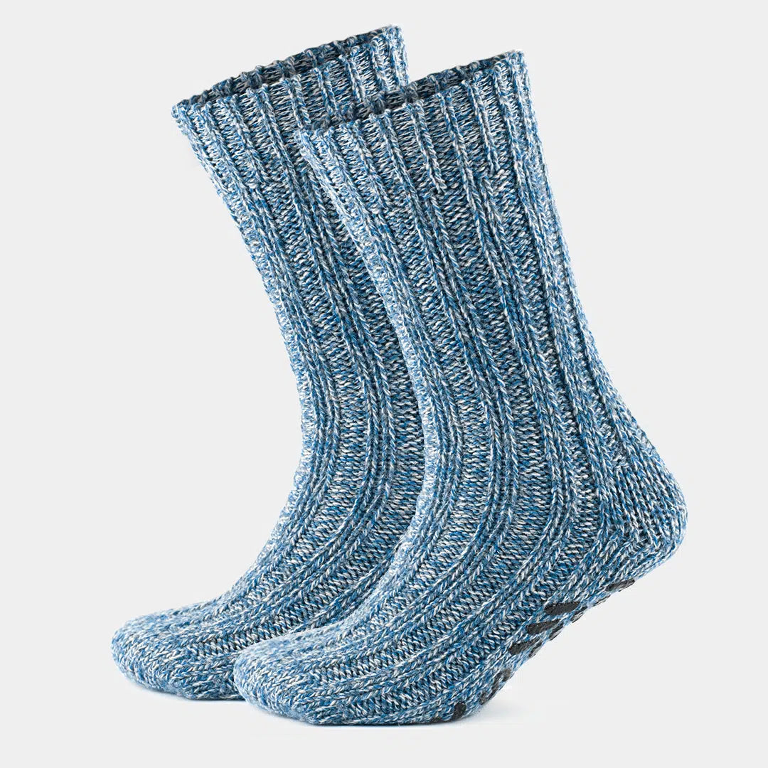 GoWith Women's Merino Crew Non-Slip Grip Cabin & Christmas Socks