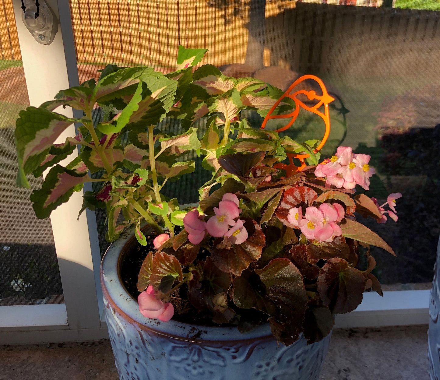 Lewis Design Co Bird Yard Sign, Handmade Garden and Yard Art