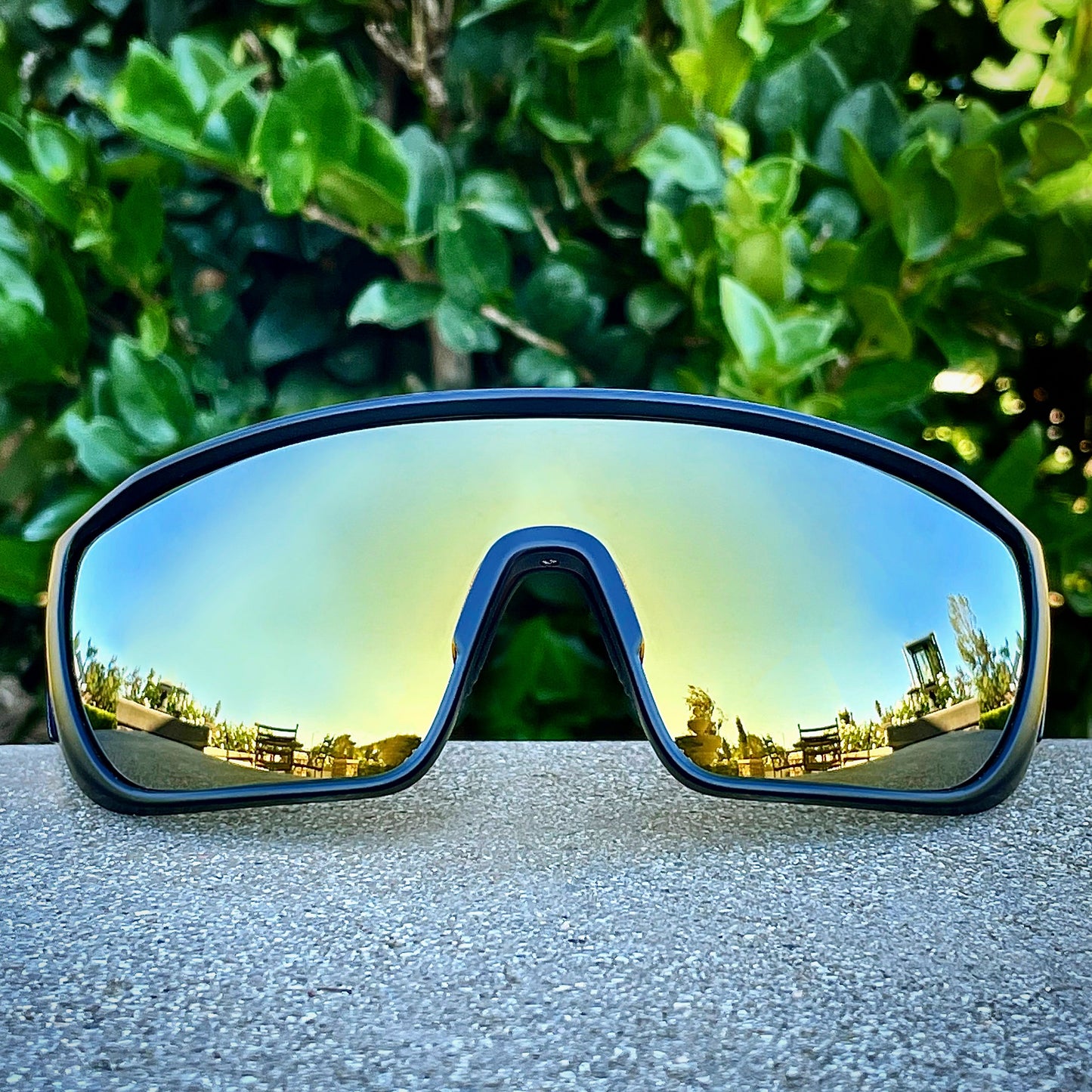 Wye Delta Z87+ Conductors Amber Gold Mirror