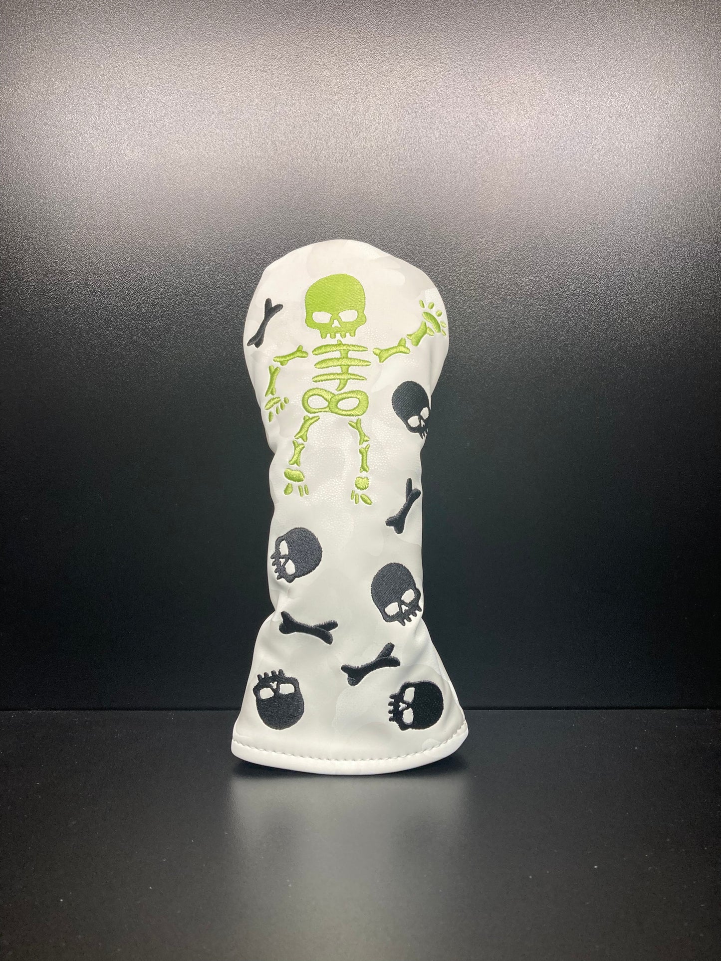 ParWestGolf Dancing Skeleton Headcover